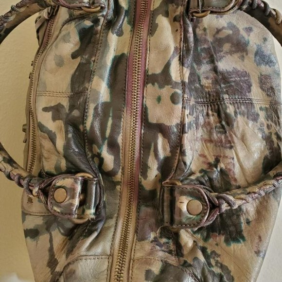 ********** SOLD *************** - Picture 5 of 11